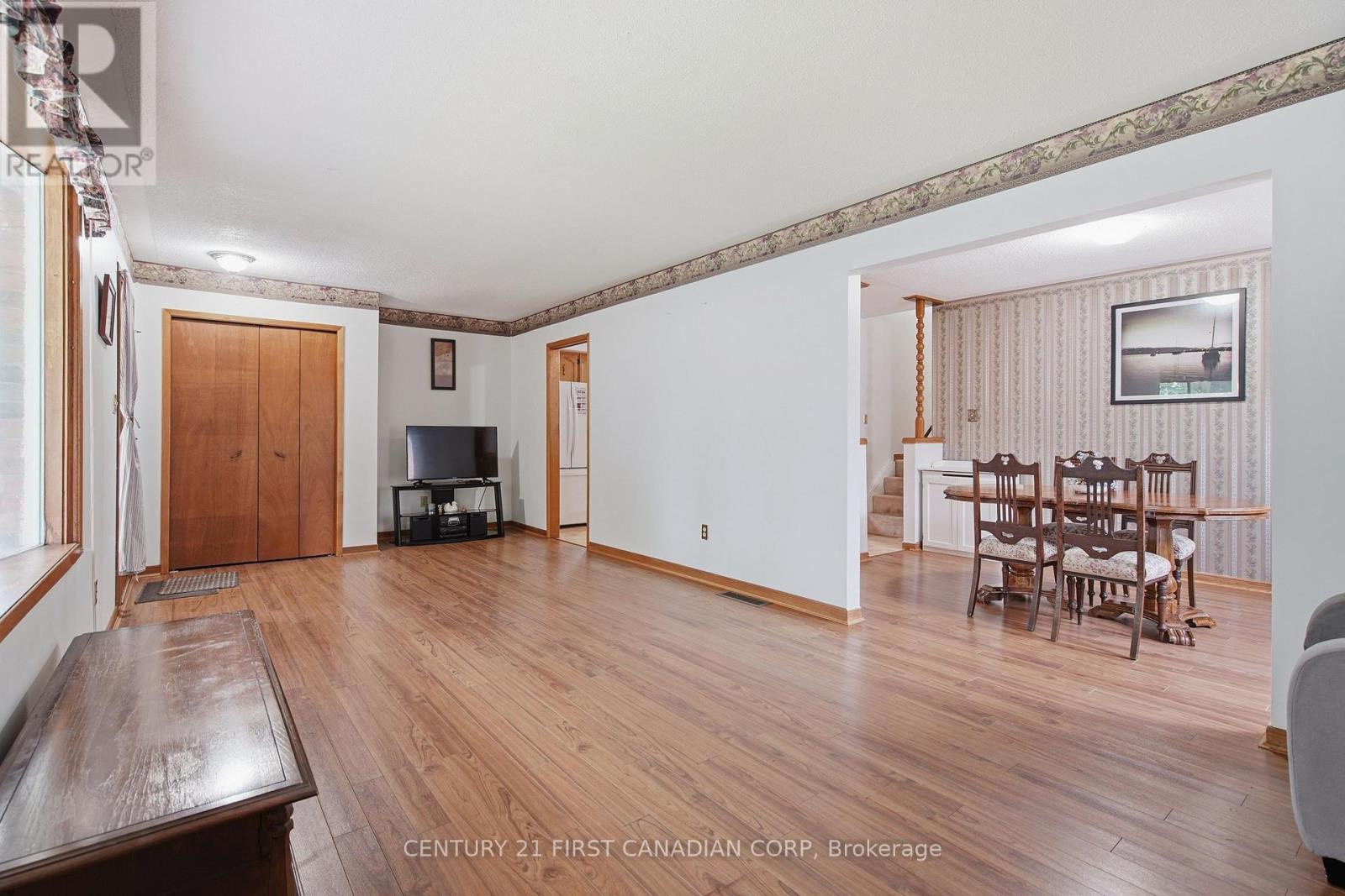 99 MURIEL CRESCENT - Image 12