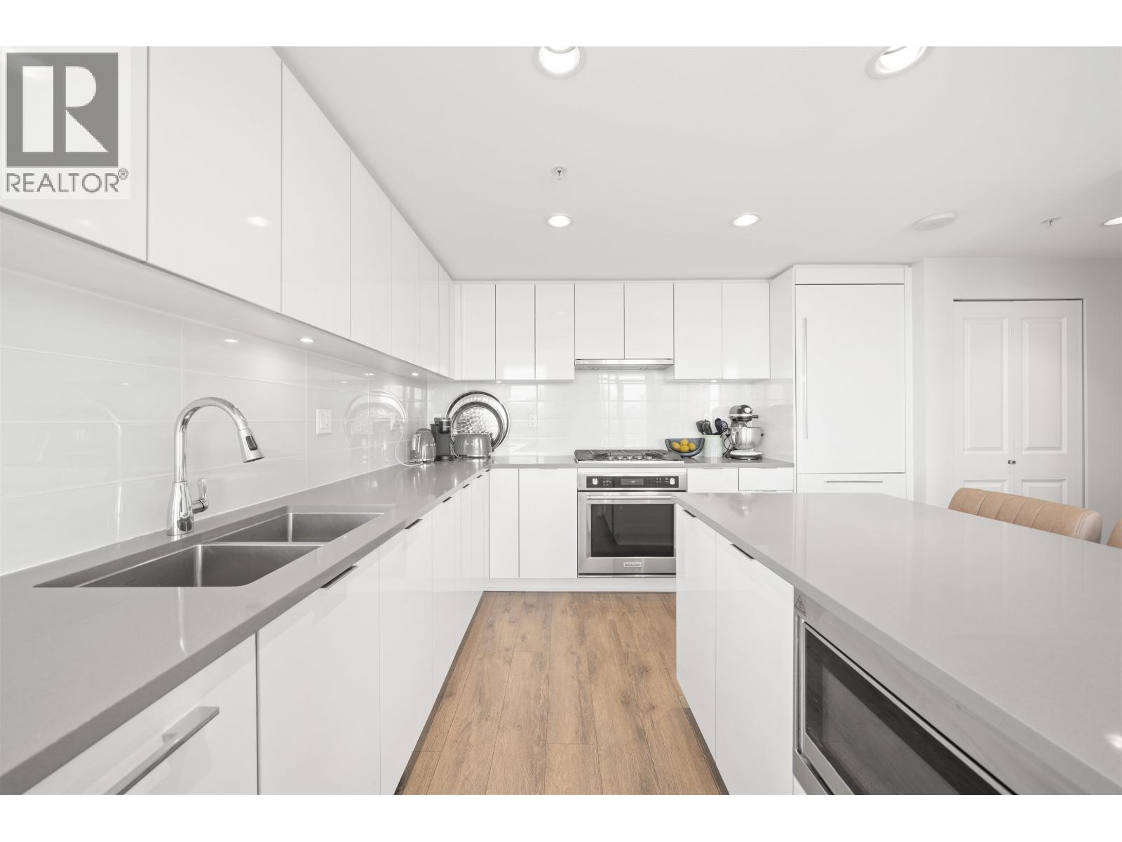 2 Bed, 2 Bath House for Sale in Burnaby – 2503 2388 MADISON AVENUE, Burnaby – MLS# R3154681 - Image 17