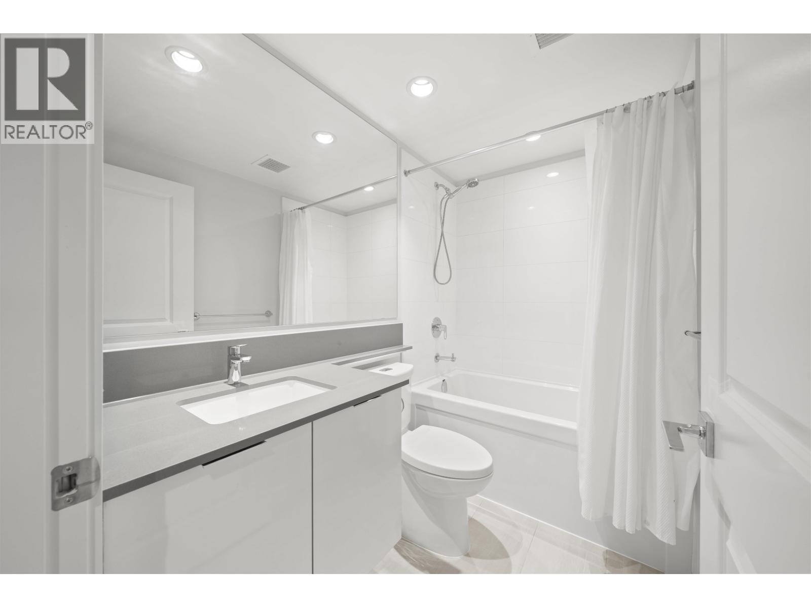 2 Bed, 2 Bath House for Sale in Burnaby – 2503 2388 MADISON AVENUE, Burnaby – MLS# R3154681 - Image 33
