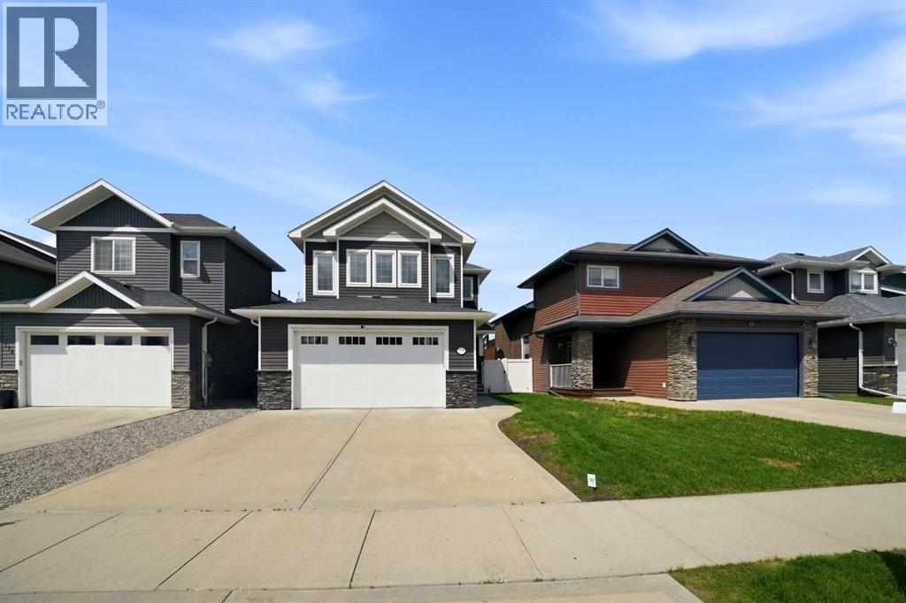 118 Viscount Drive, Red Deer — photo 2