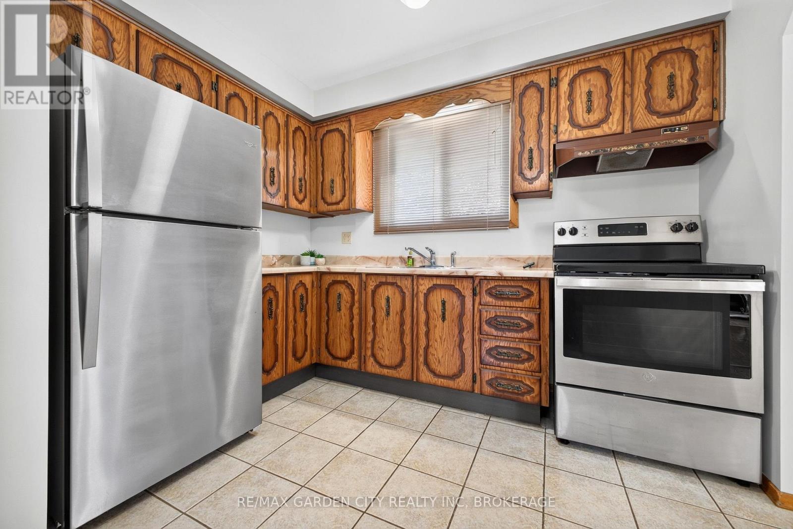145 ADIS AVENUE - 11