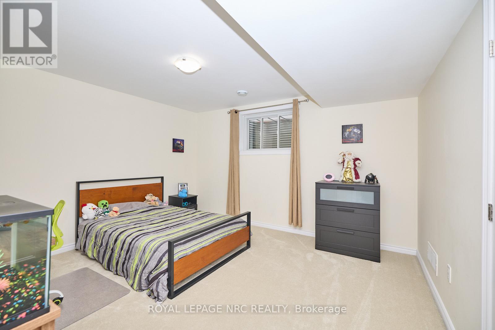 171 CLASSIC AVENUE - Image 22