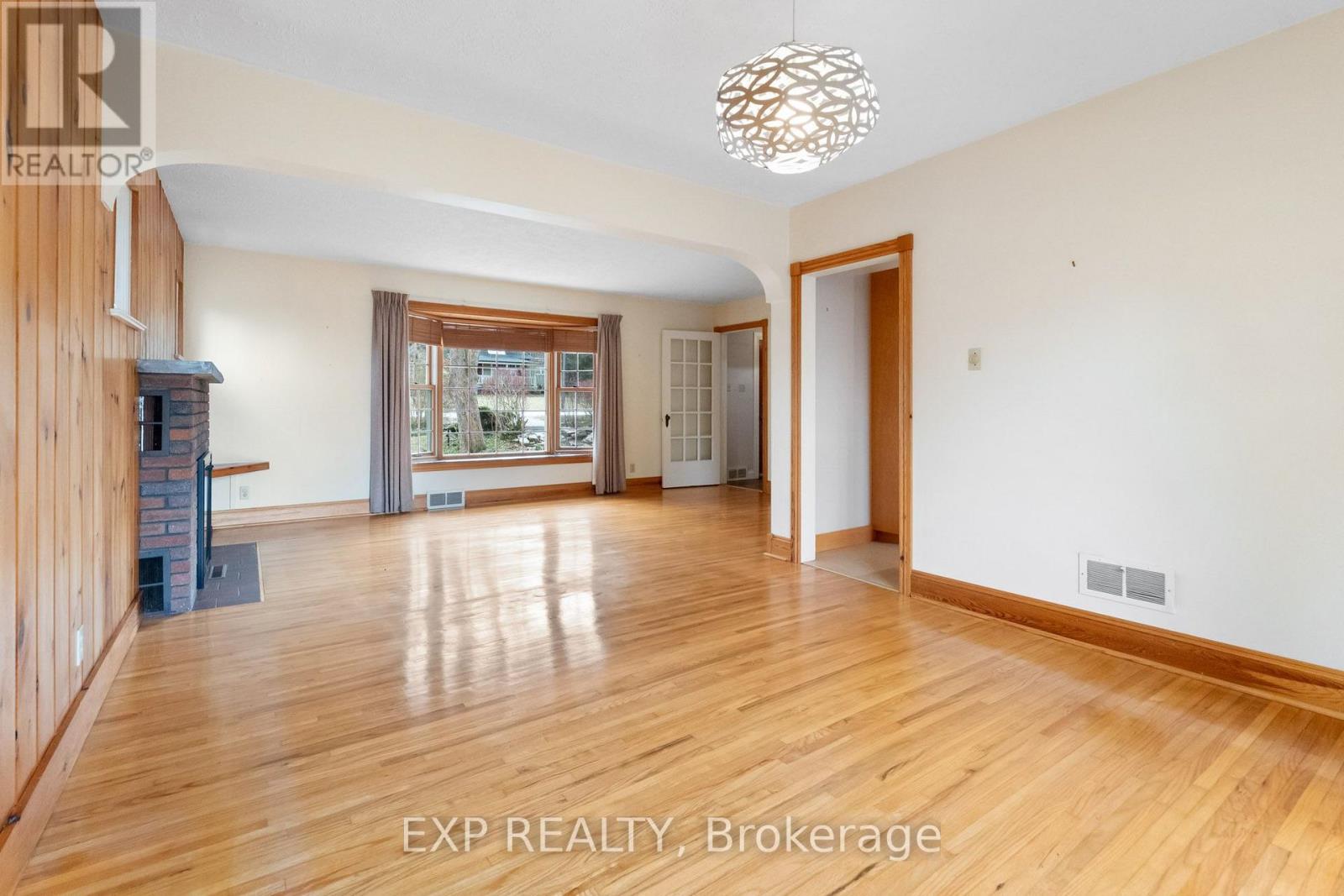 2052 YORK ROAD - 7