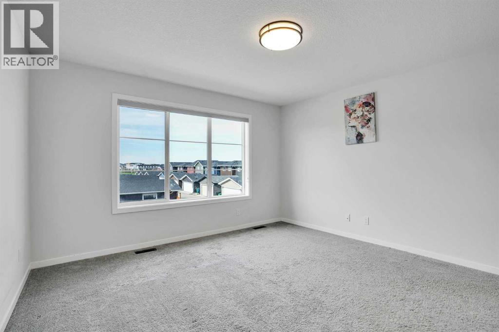 1014 Bayview Rise SW - Image 37