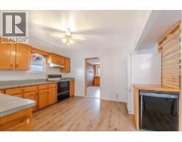 553 Papineau Street, Penticton, BC V2A4X6 Photo 13