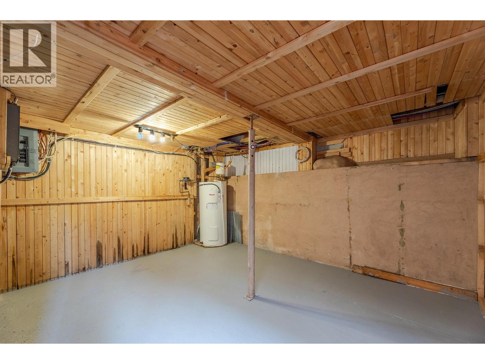 553 Papineau Street, Penticton