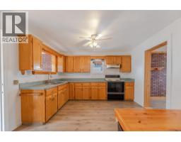 553 Papineau Street, Penticton, BC V2A4X6 Photo 20