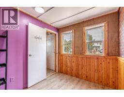 553 Papineau Street, Penticton, BC V2A4X6 Photo 11