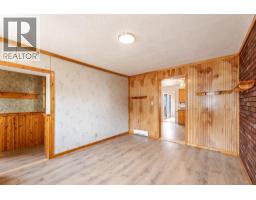 4pc Bathroom - 553 Papineau Street, Penticton, BC V2A4X6 Photo 8