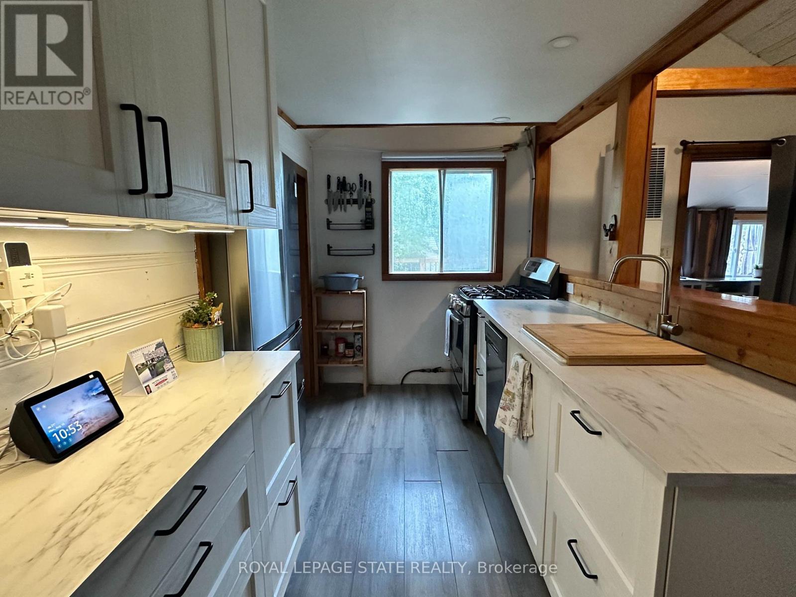 716 SANDY BAY ROAD - 11