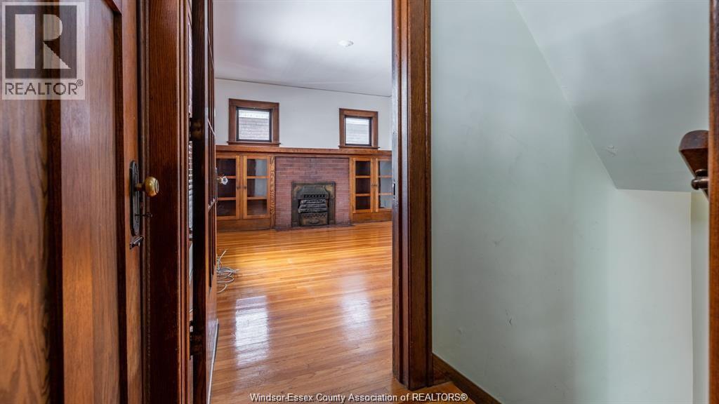 533 MOY AVENUE Unit# LOWER, Windsor — photo 2