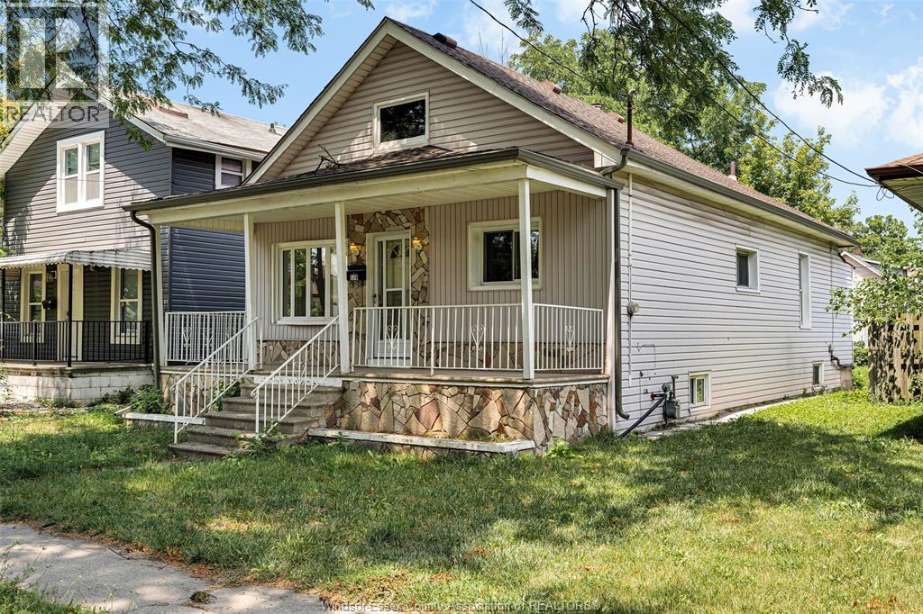 578 BROCK STREET, Windsor — photo 2