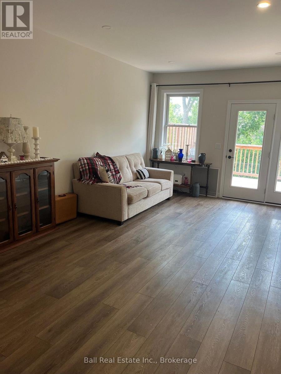 13 CARRICK STREET S - 8