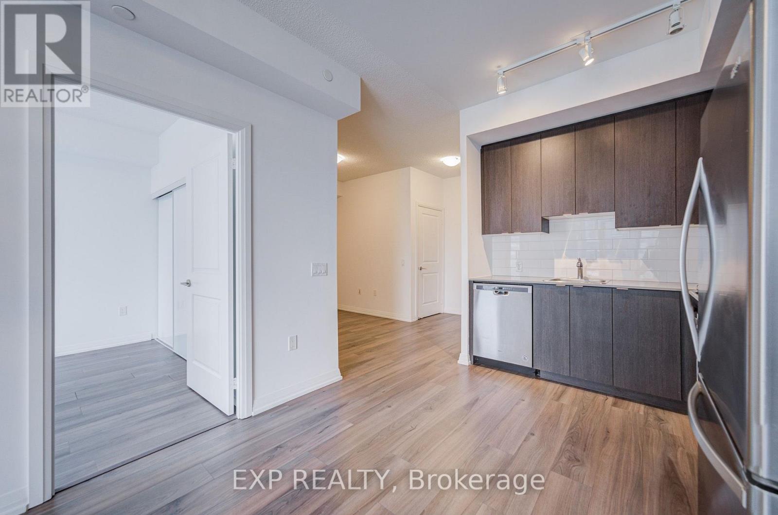 #1166 60 ANN O'REILLY ROAD - 13