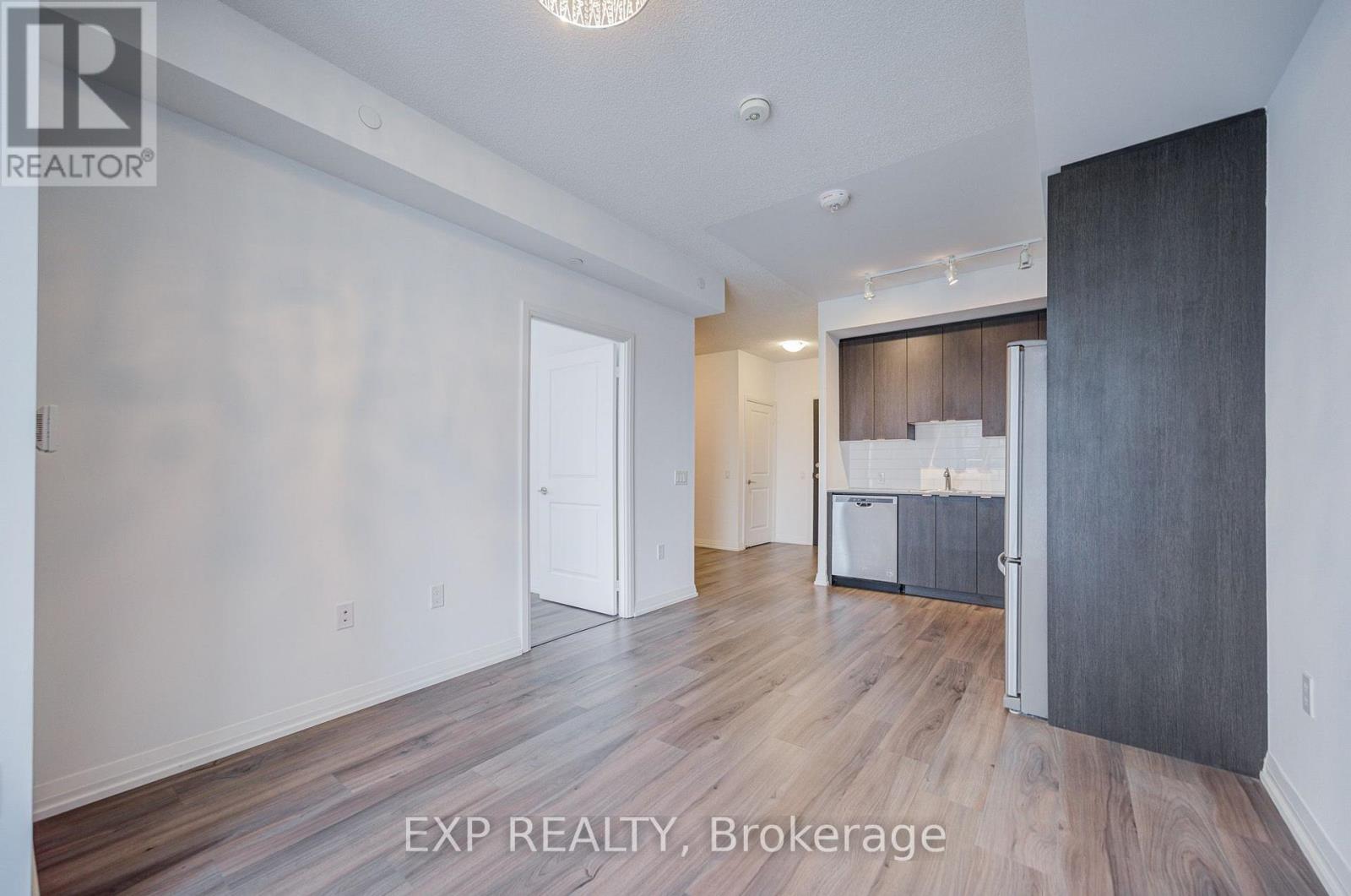 #1166 60 ANN O'REILLY ROAD - 18