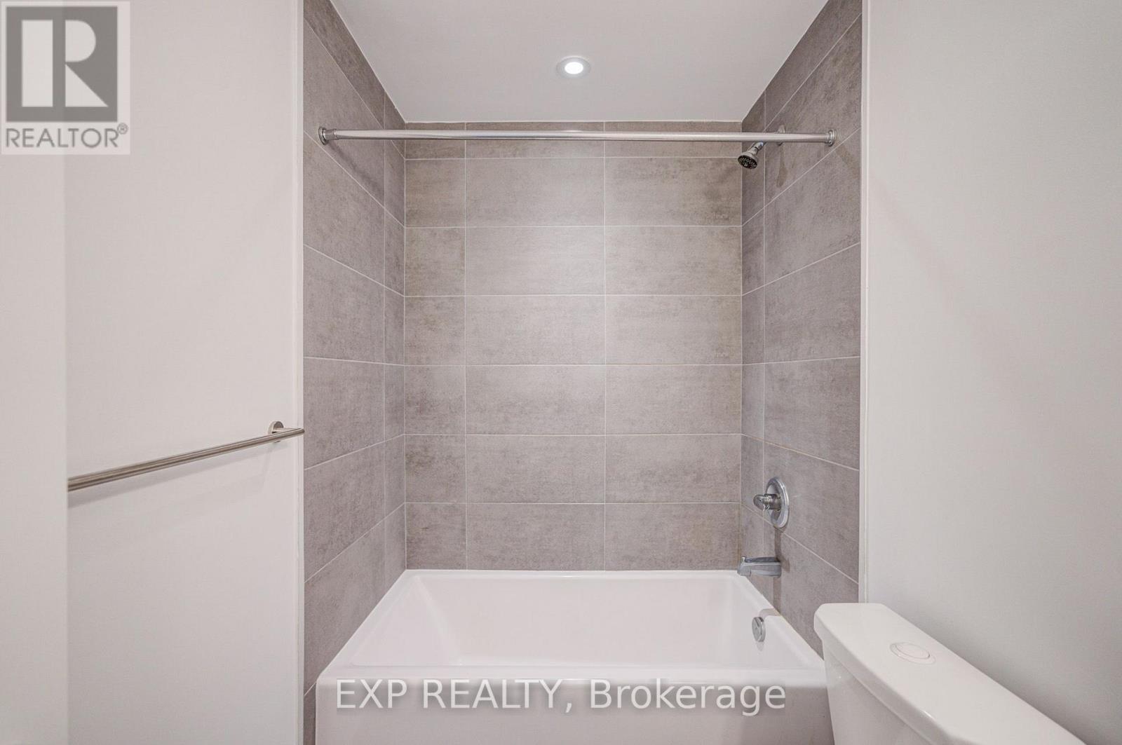 #1166 60 ANN O'REILLY ROAD - 27