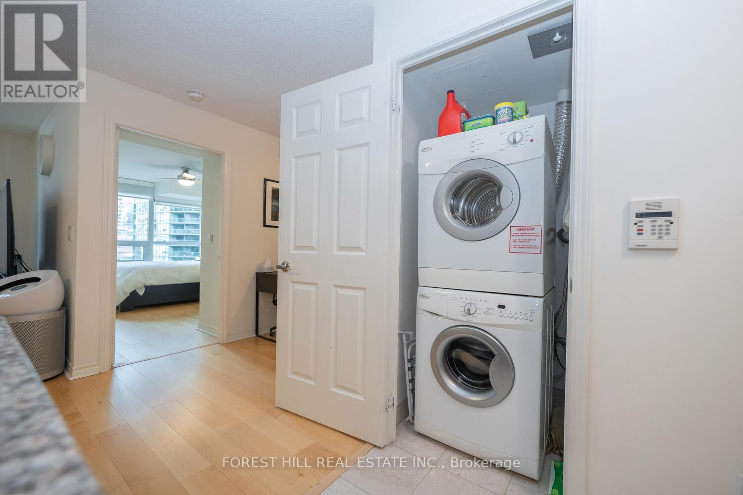 #1120 25 LOWER SIMCOE STREET - 12