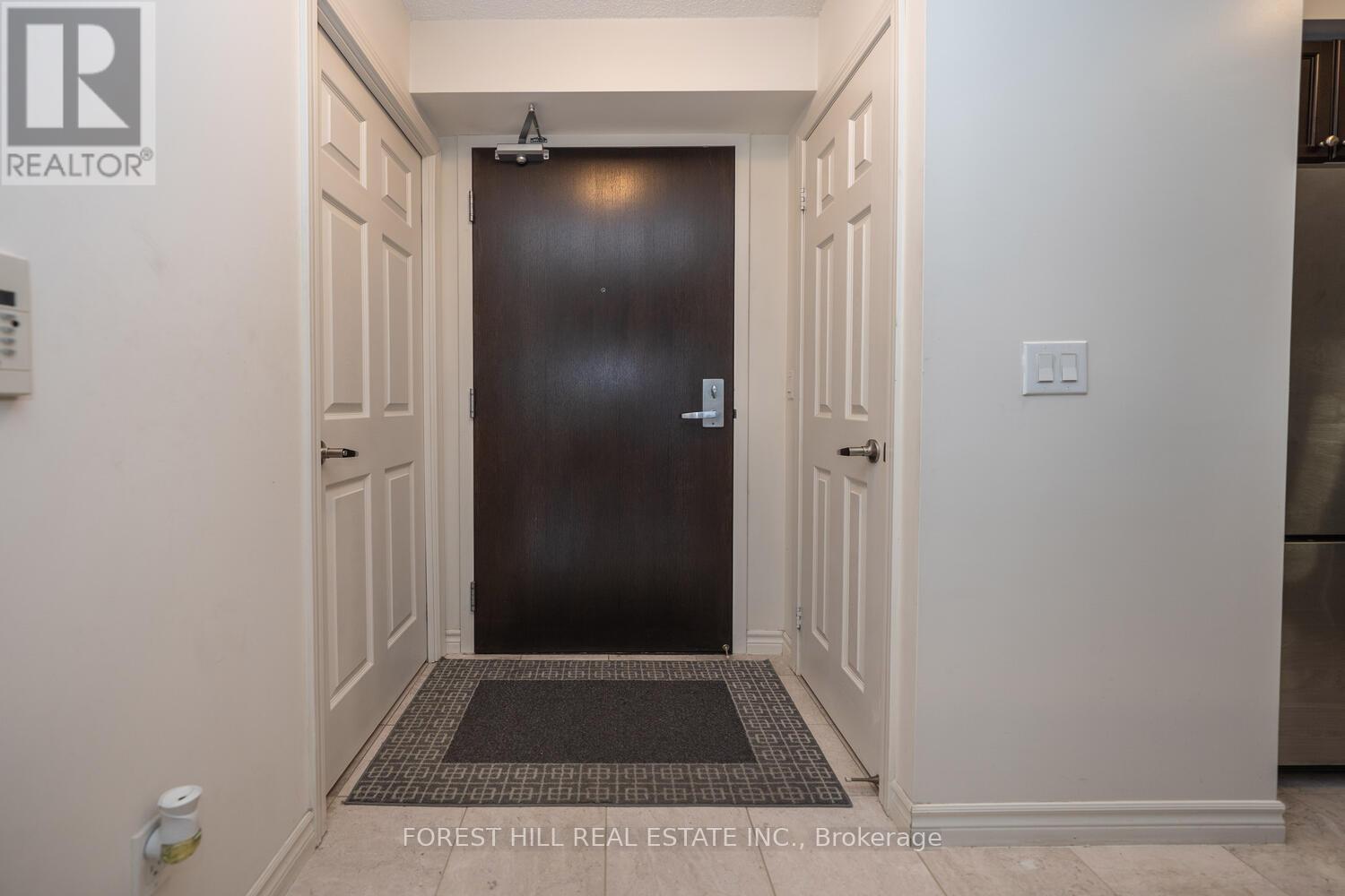 #1120 25 LOWER SIMCOE STREET - 5