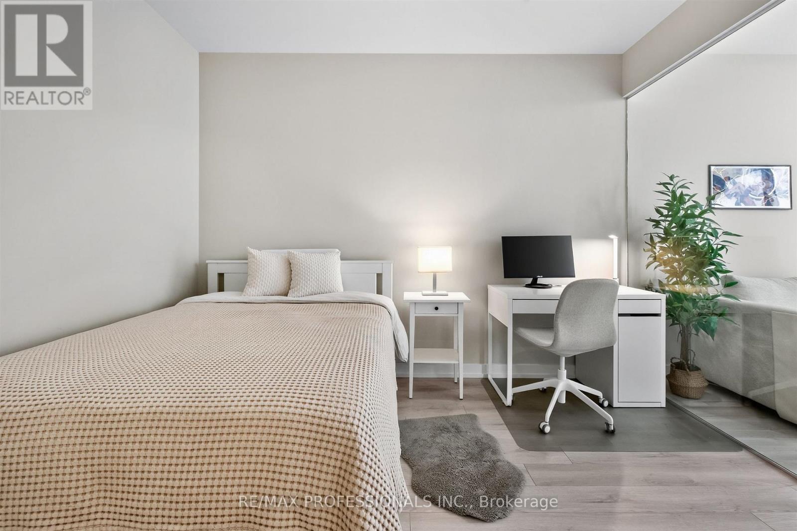 #1102 33 HELENDALE AVENUE - 20