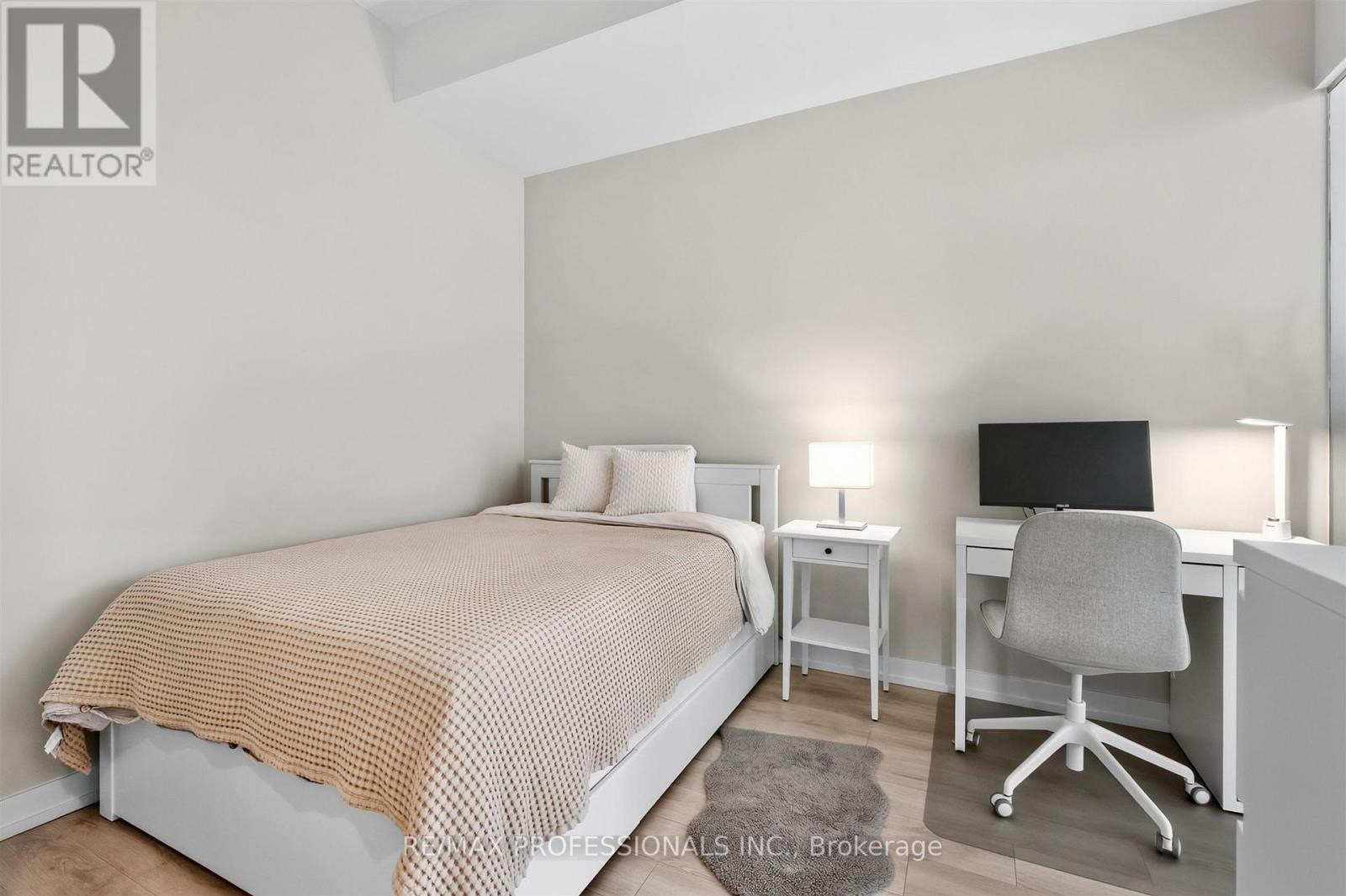 #1102 33 HELENDALE AVENUE - 23