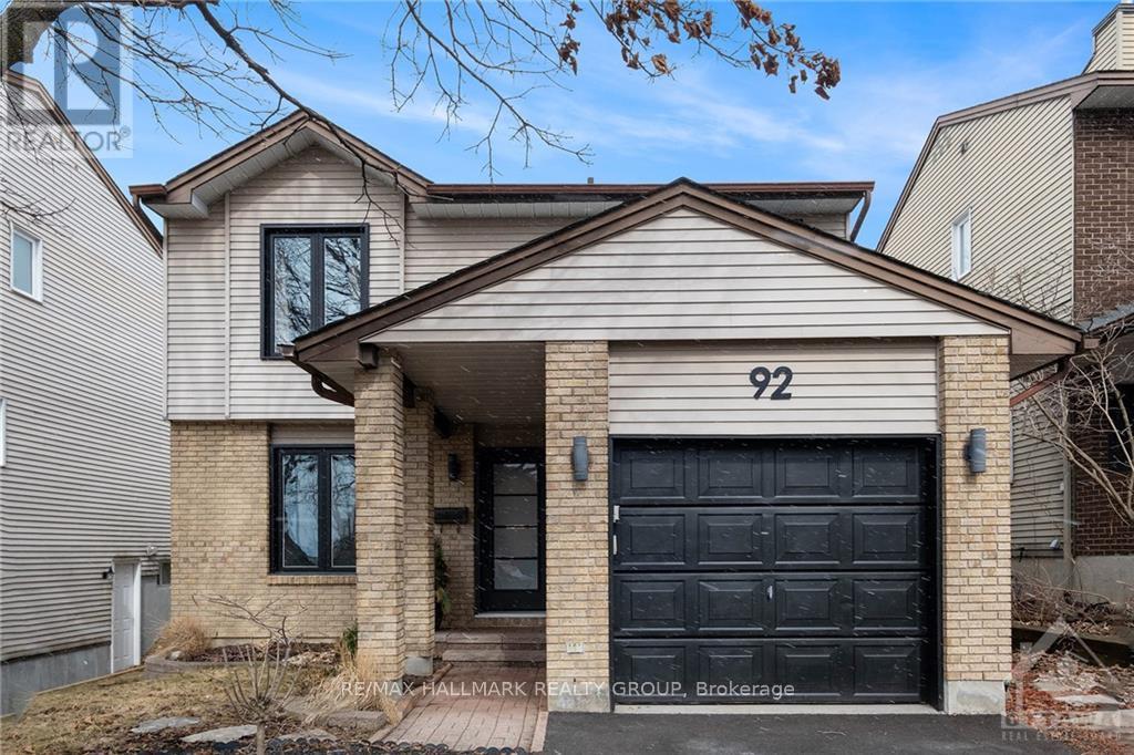 92 GILLESPIE CRESCENT - 1