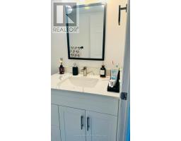 611 - 3 Ellesmere Street, Richmond Hill, ON L4B4N2 Photo 10