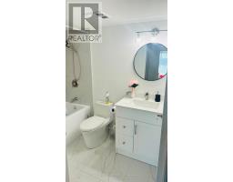 611 - 3 Ellesmere Street, Richmond Hill, ON L4B4N2 Photo 12