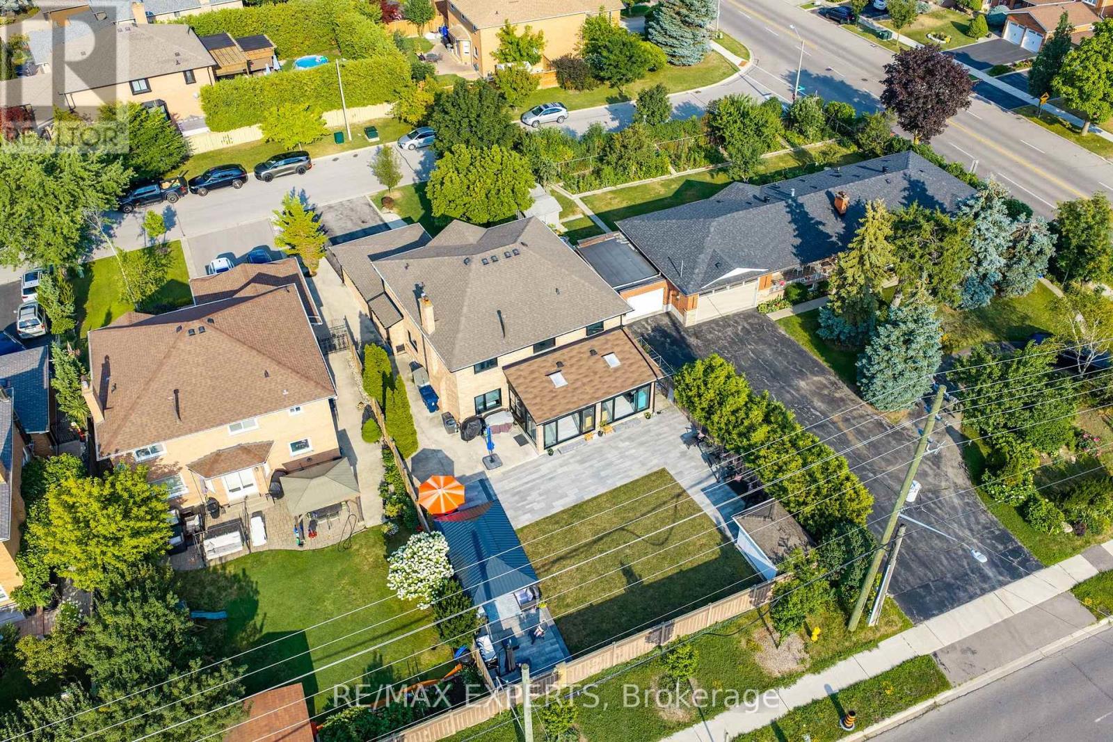 212 BORDEAUX DRIVE - 46