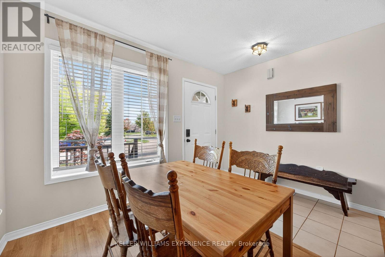 16 LARKIN DRIVE - 11