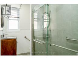 42 Kingsview Boulevard, Toronto, ON M9R1T8 Photo 11