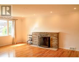 42 Kingsview Boulevard, Toronto, ON M9R1T8 Photo 8