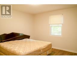 42 Kingsview Boulevard, Toronto, ON M9R1T8 Photo 9