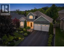6 CREEKSIDE Drive