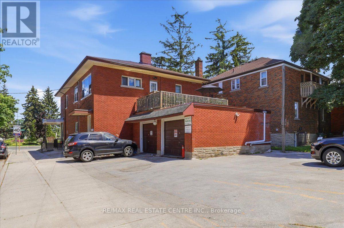 744 QUEEN STREET S - 5