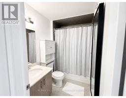 117 - 10 Concord Place, Grimsby, ON L3M0G6 Photo 16