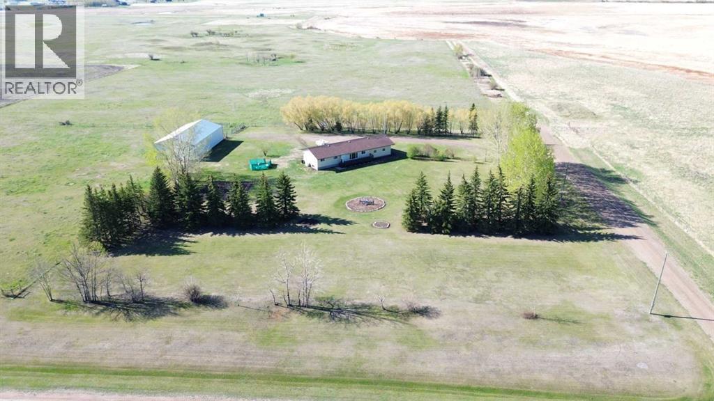 4905 82 Street, Stettler — photo 2