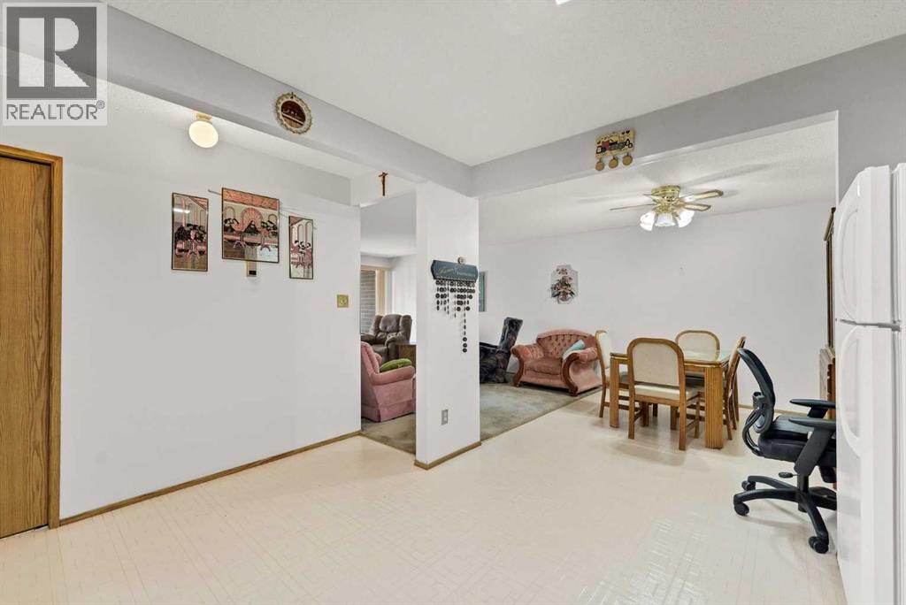 3090 15 Avenue Southeast - Photo 7