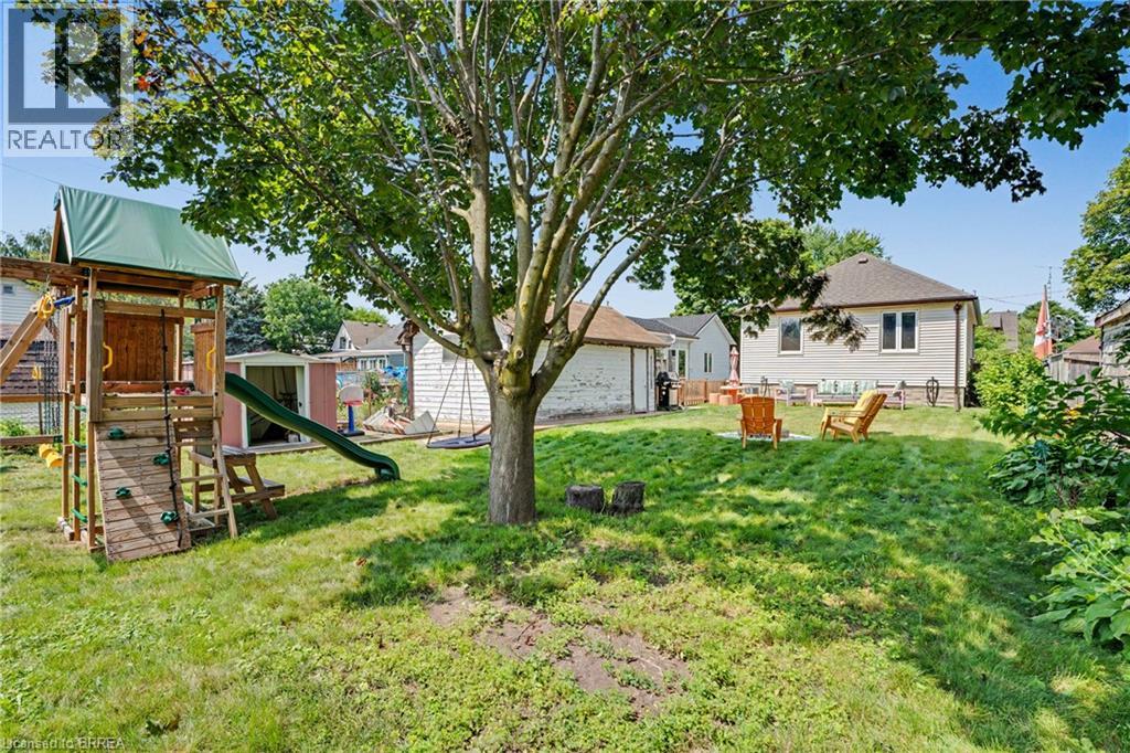 291 SHERIDAN Street - 32