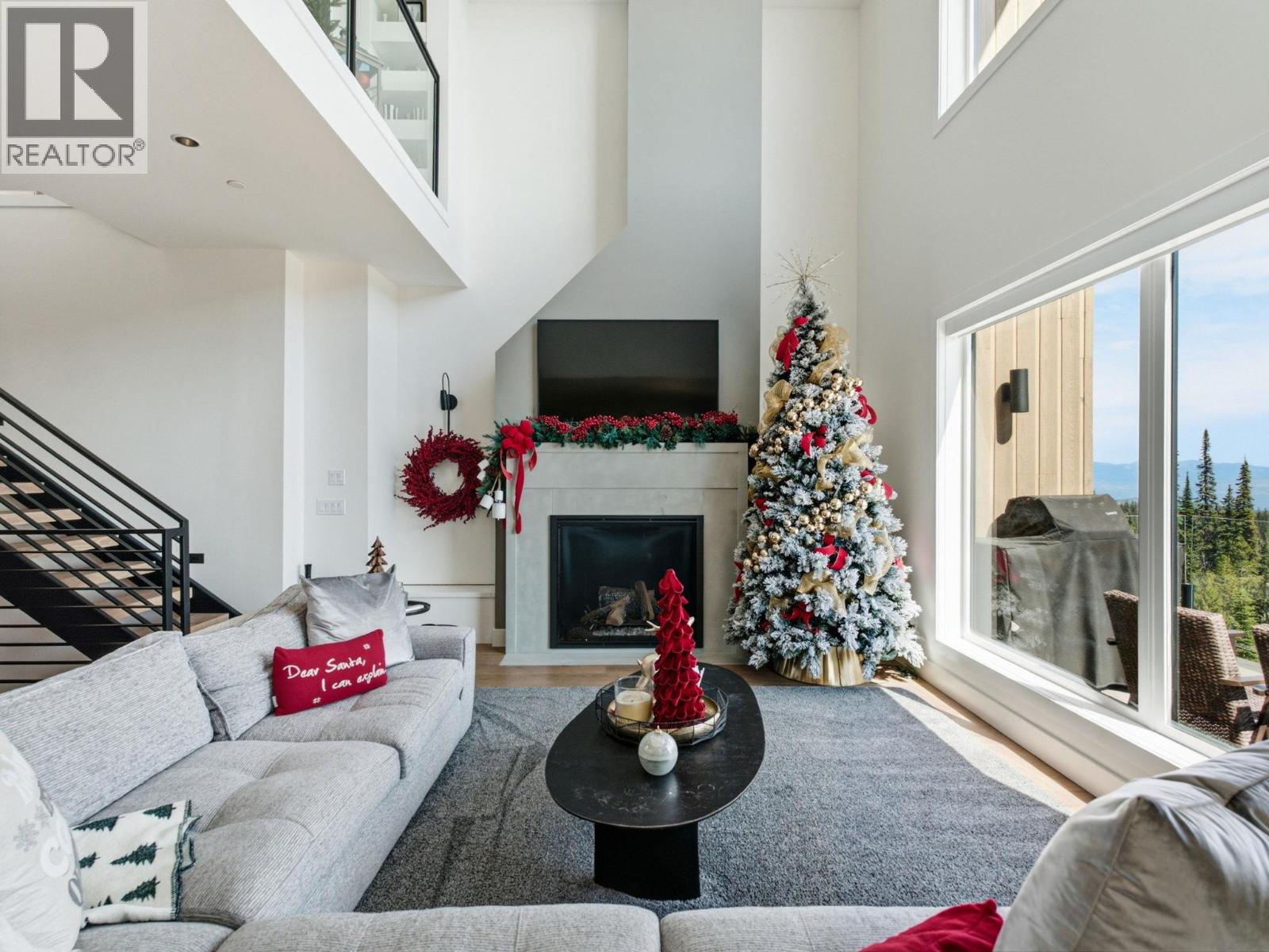 212 Feathertop Way, Big White — photo 3