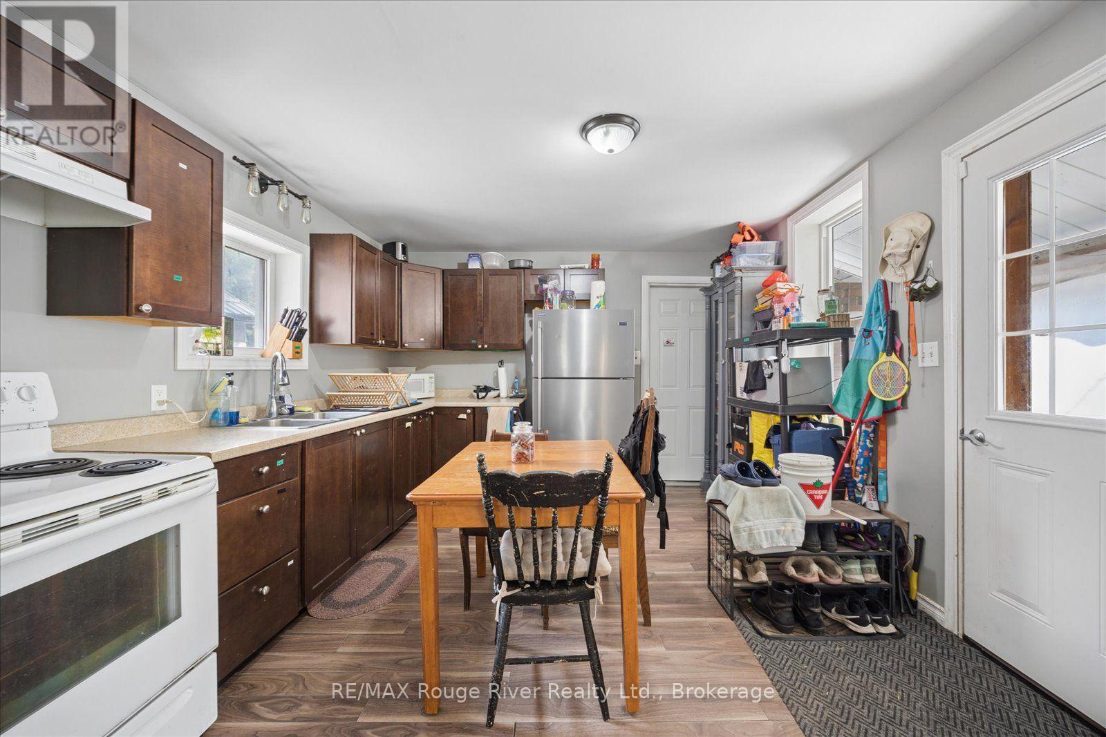 79 PARKHILL ROAD W - Image 12