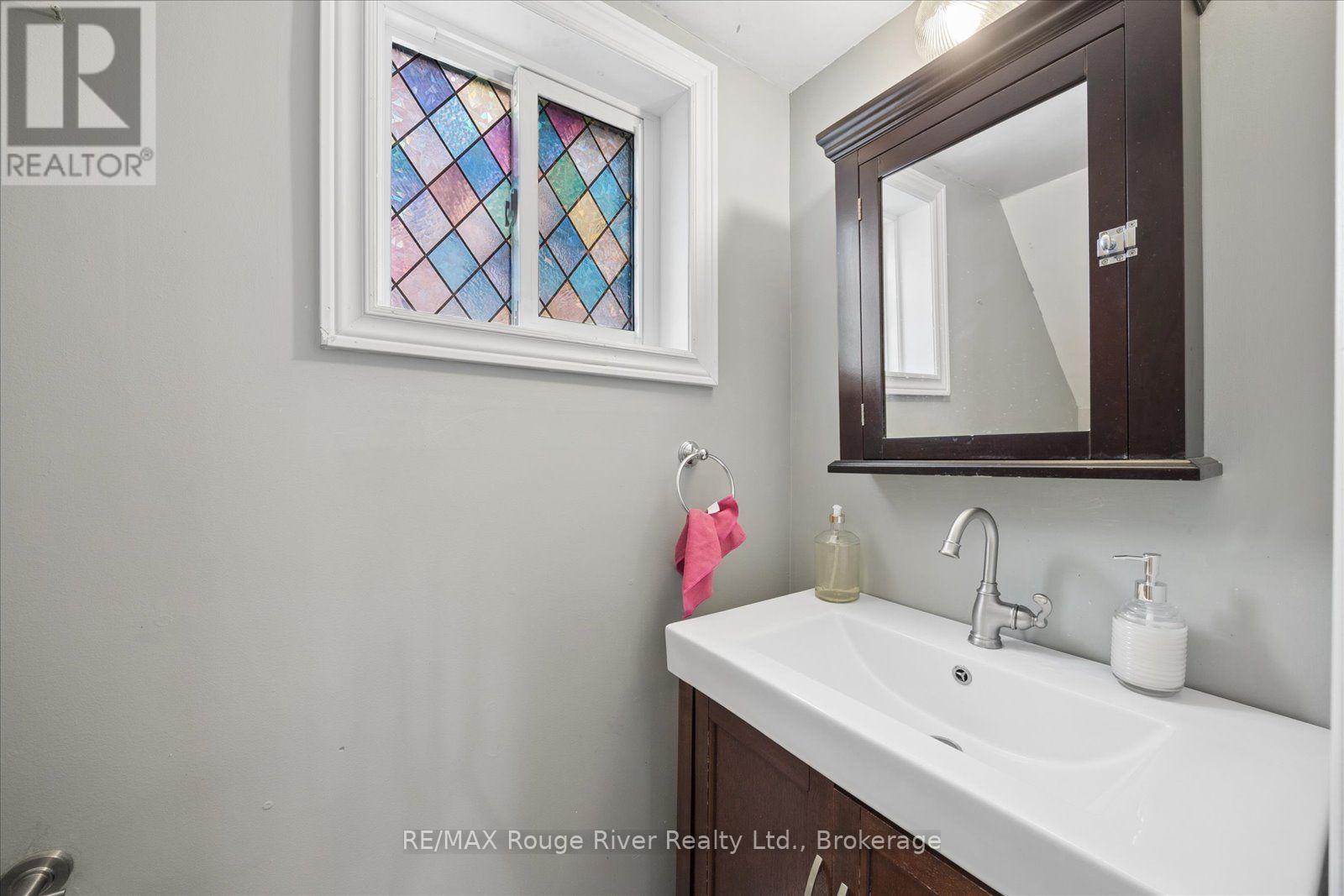 79 PARKHILL ROAD W - 17