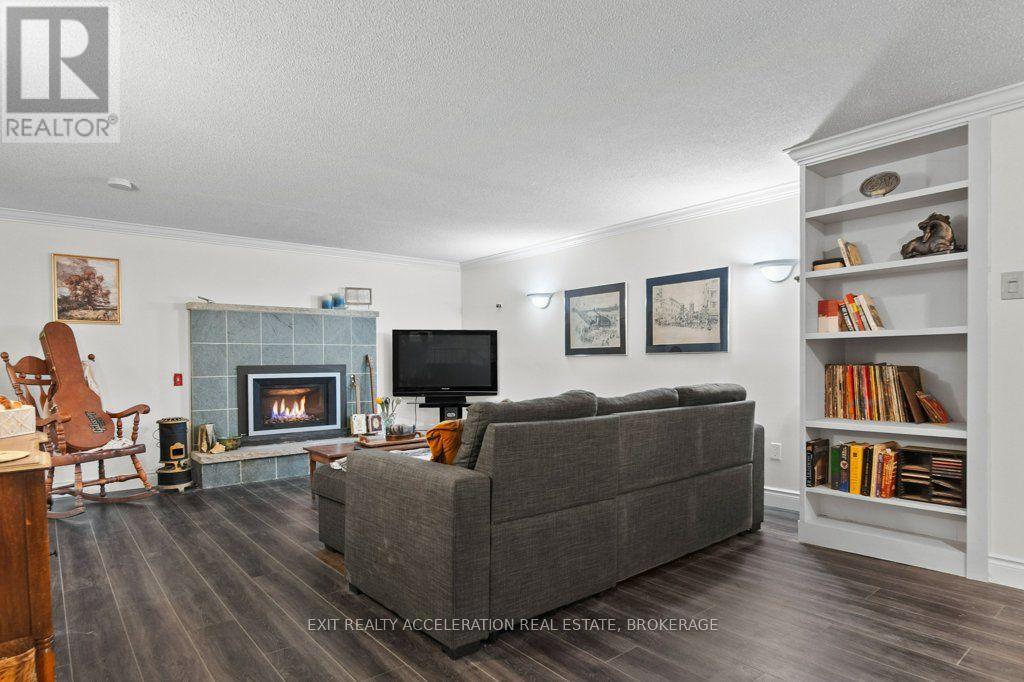28 SOUTHCREST DRIVE - Image 19