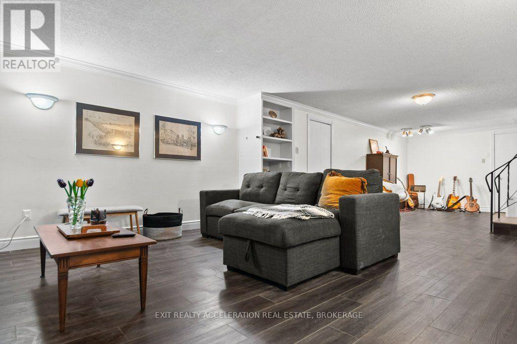28 SOUTHCREST DRIVE - Image 20