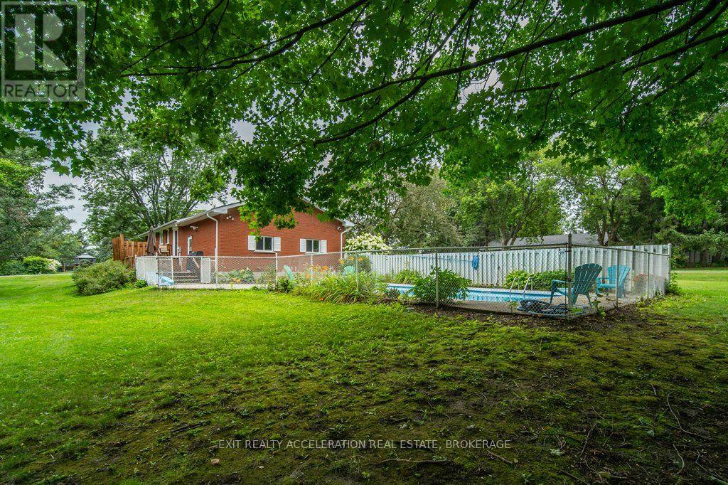 28 SOUTHCREST DRIVE - Image 32
