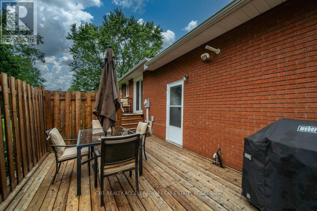 28 SOUTHCREST DRIVE - Image 36