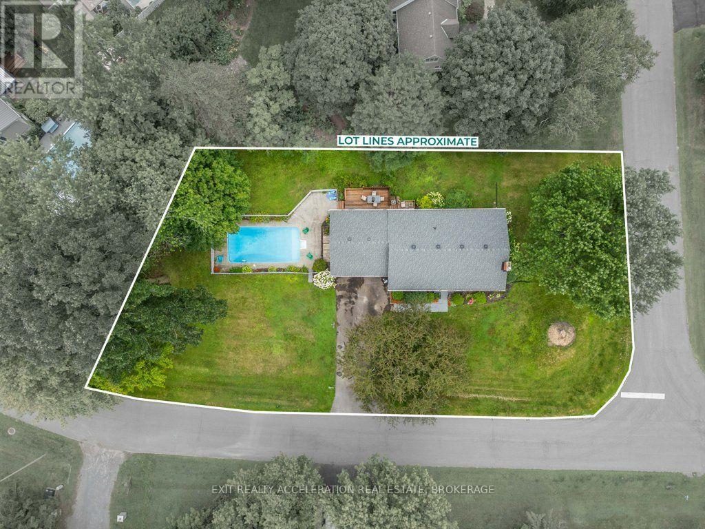 28 SOUTHCREST DRIVE - 43