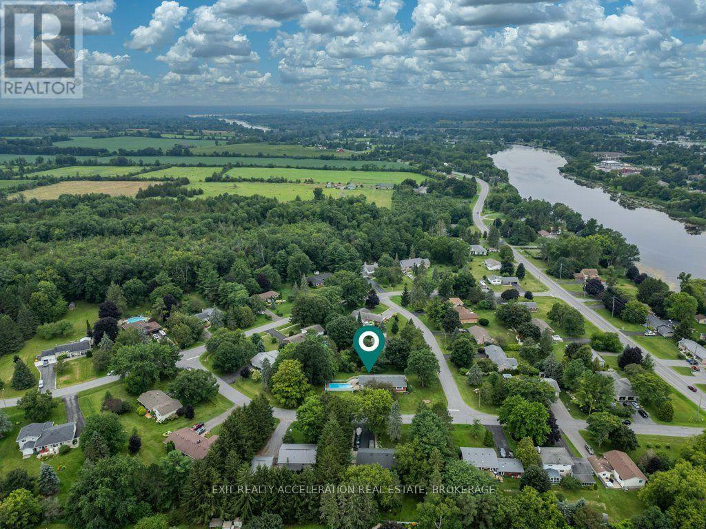28 SOUTHCREST DRIVE - Image 47