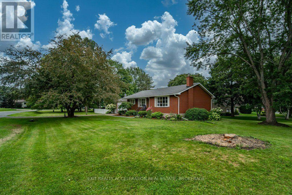 28 SOUTHCREST DRIVE - Image 5