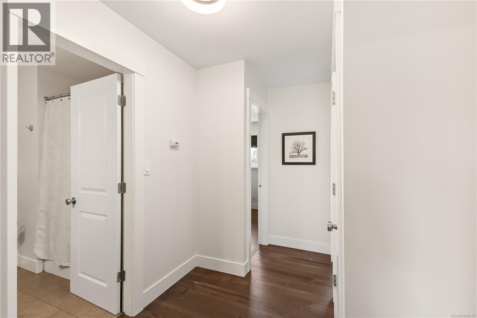 34 McLean St - 14