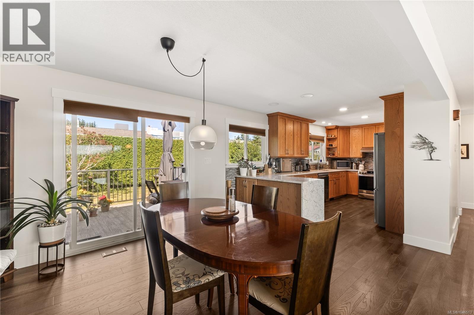 34 McLean St - 10